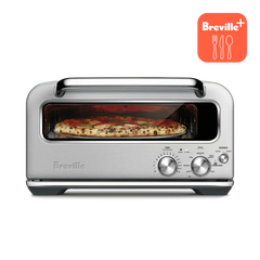 the Smart Oven® Pizzaiolo